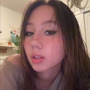 Meet your Posher, Ellie